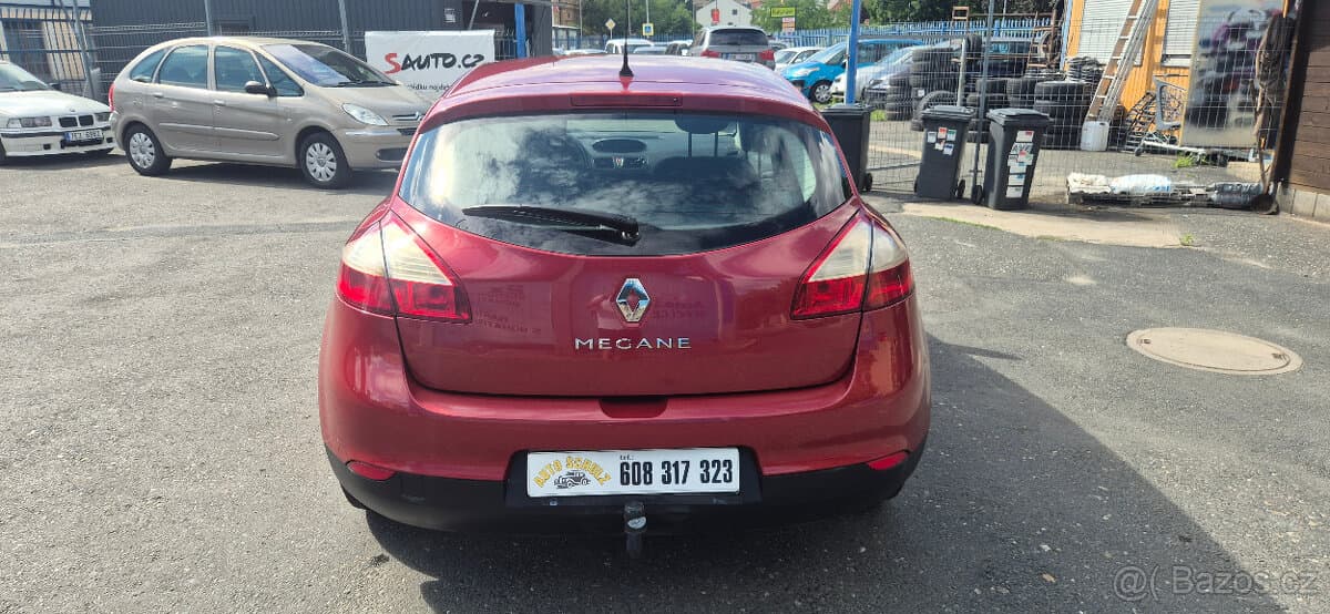 2011 Renault MEGANE - 6