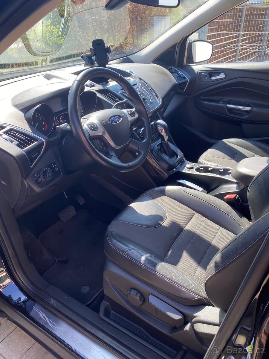 2015 Ford KUGA - 6