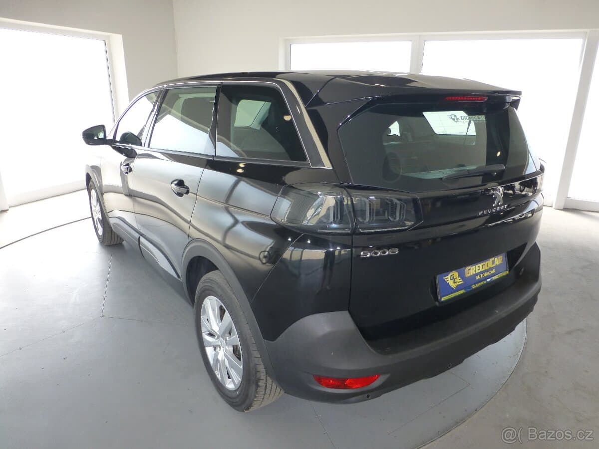 2022 Peugeot 5008 - 7