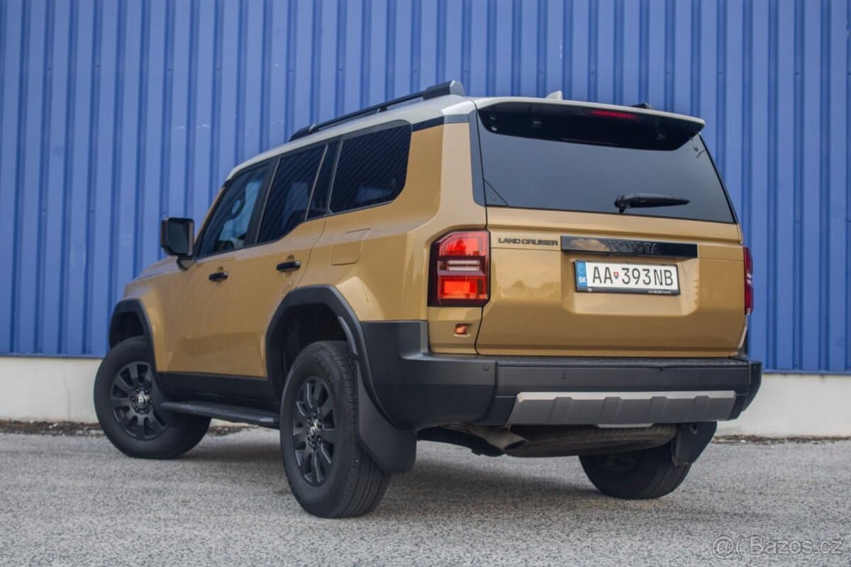 2025 Toyota LAND CRUISER - 7