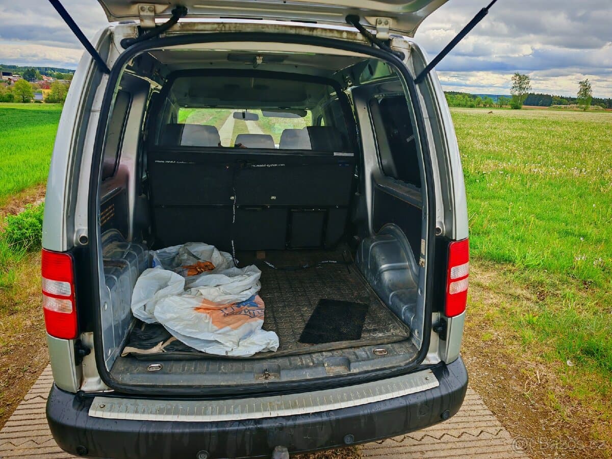 2011 Volkswagen CADDY - 7