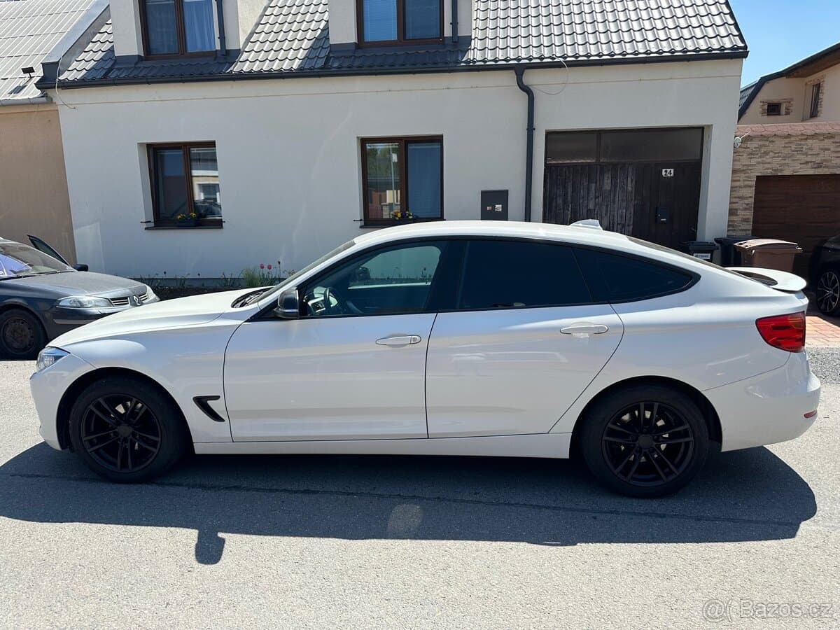 2015 BMW M3 - 7