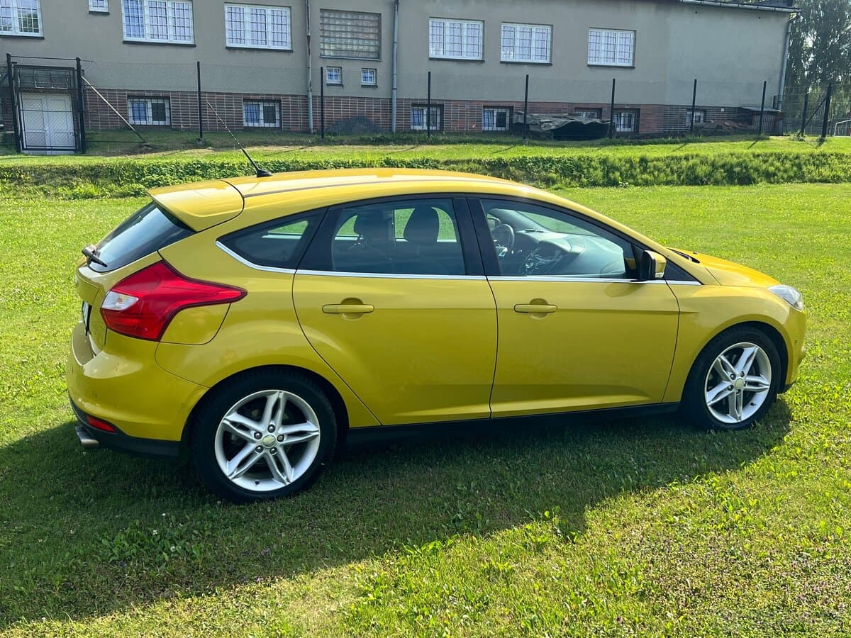 2011 Ford FOCUS - 7