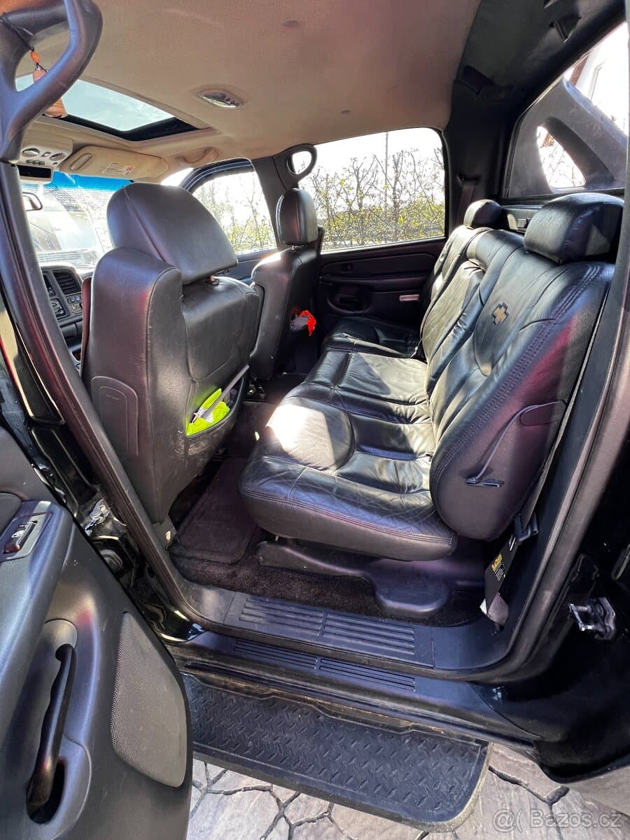 Chevrolet AVALANCHE - 7