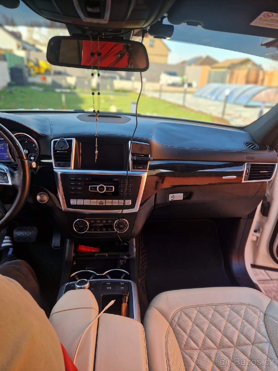 2012 Mercedes-Benz M-CLASS - 7