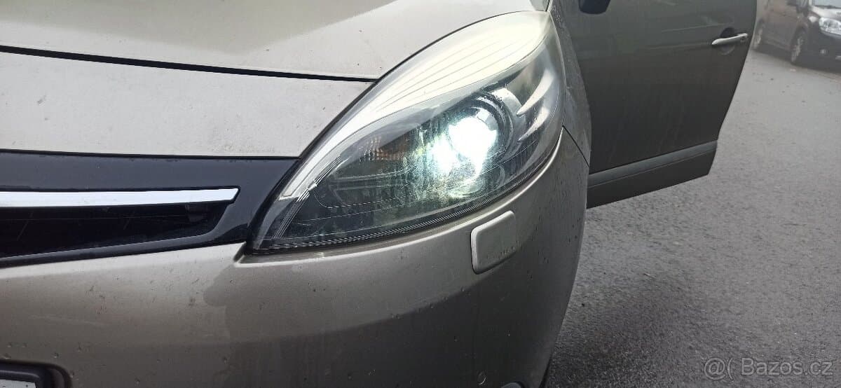2013 Renault SCENIC - 7