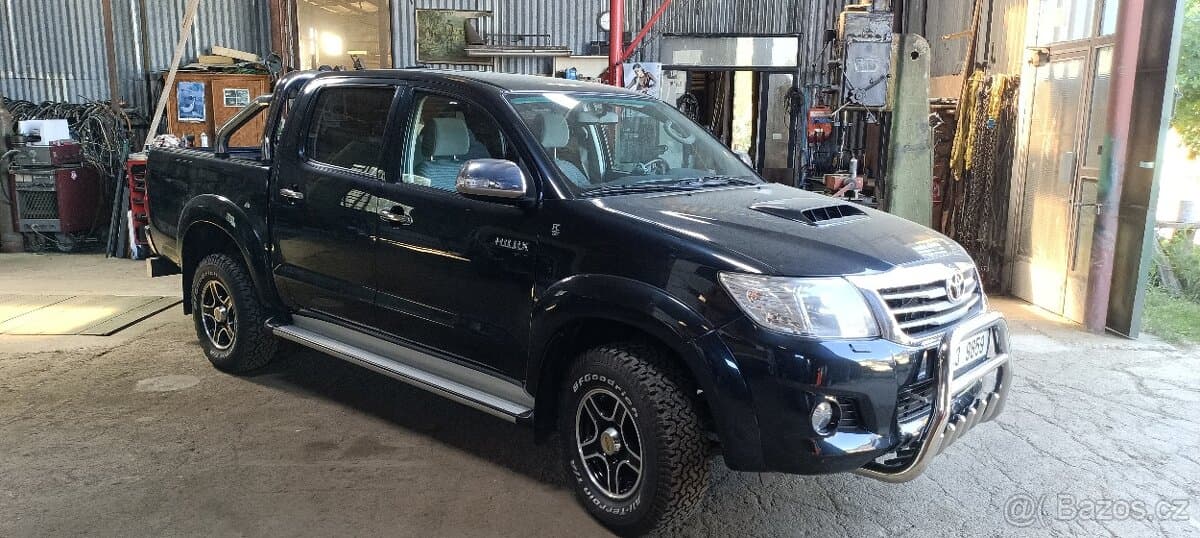 2013 Toyota HILUX - 7