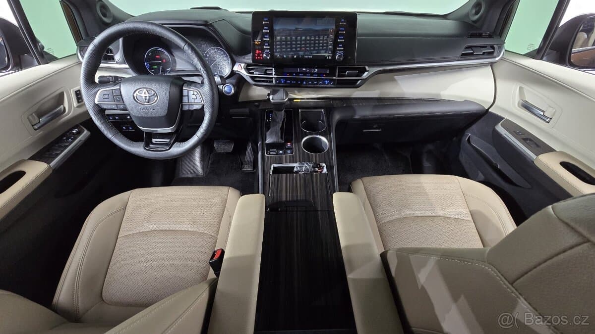 2023 Toyota SIENNA - 7