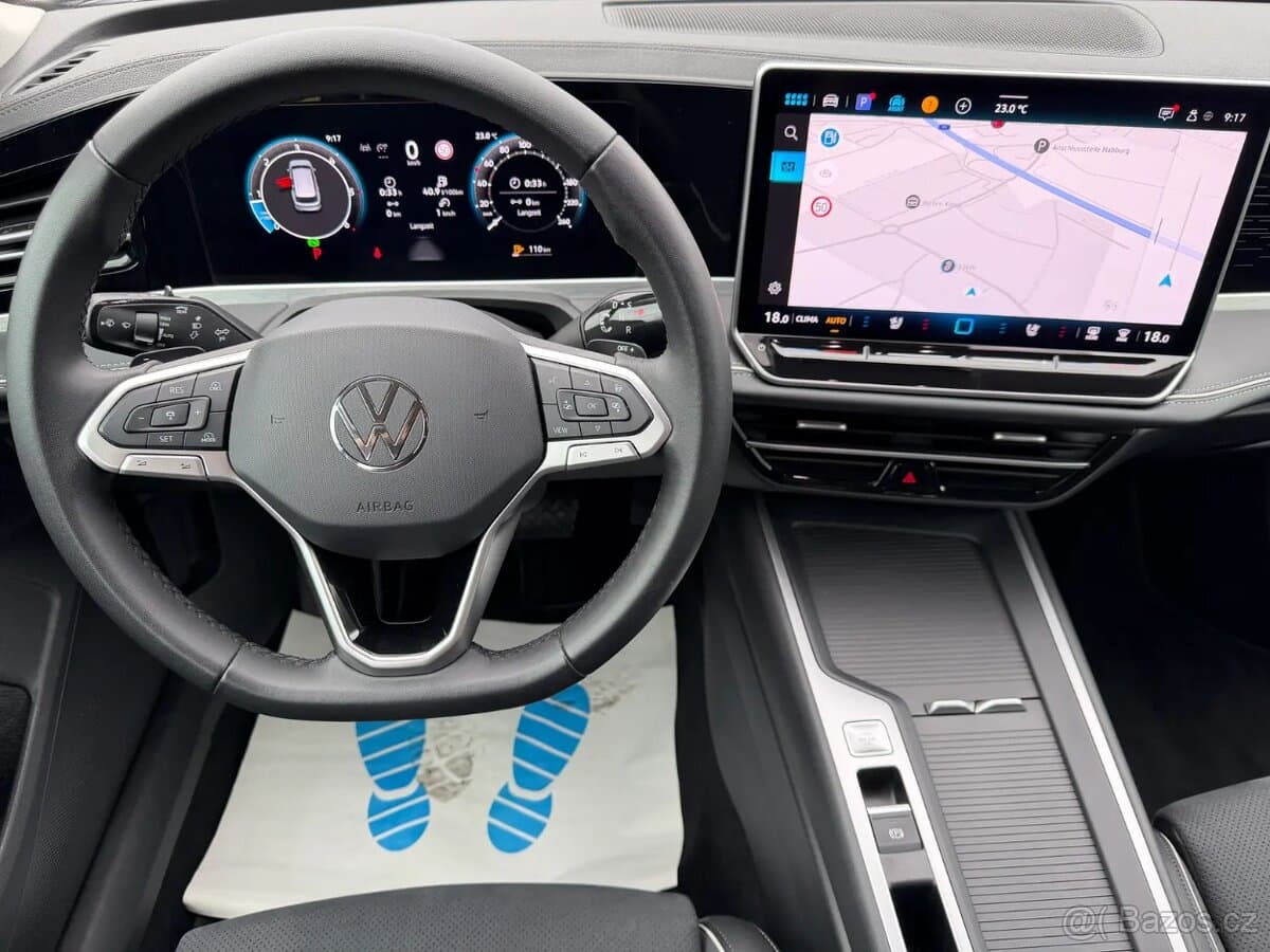2024 Volkswagen PASSAT - 7