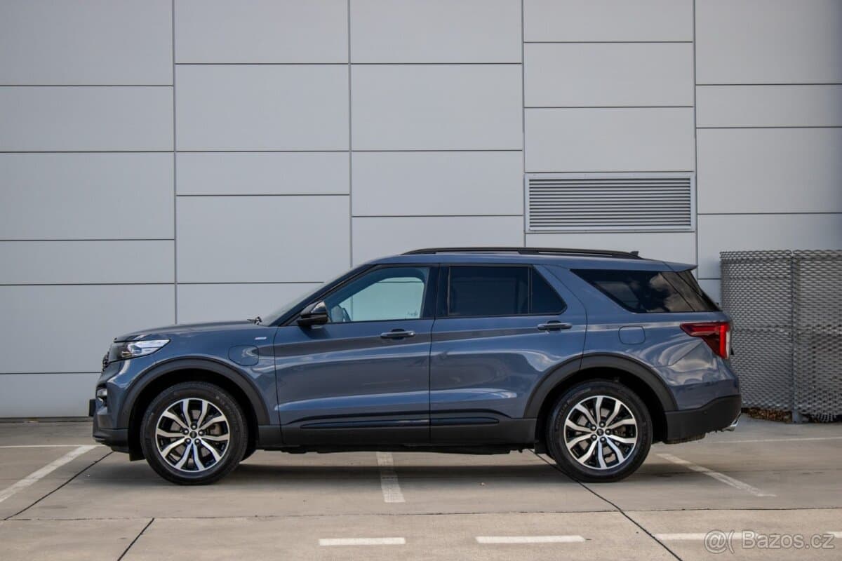 2022 Ford EXPLORER - 7