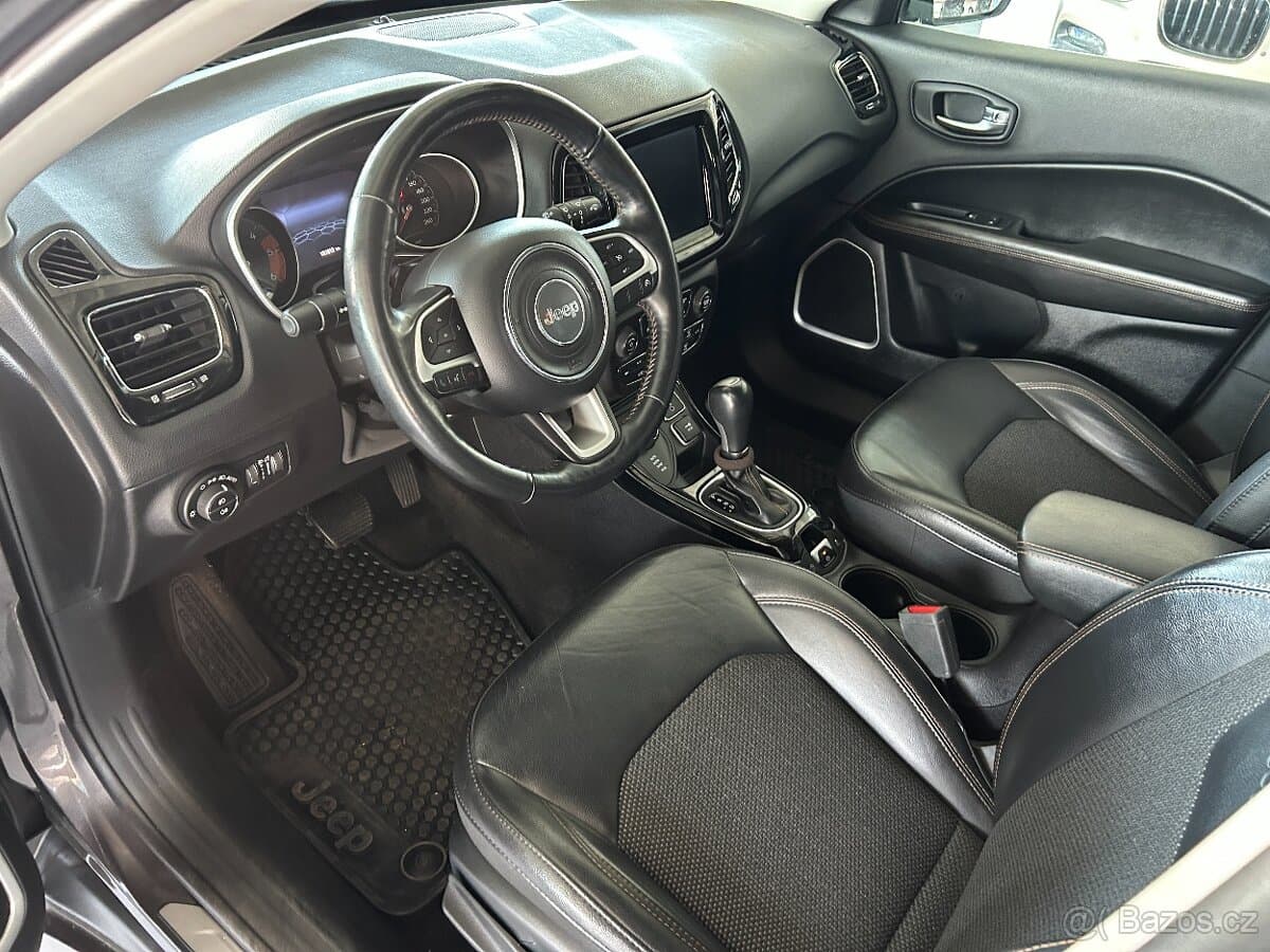 2019 Jeep COMPASS - 7