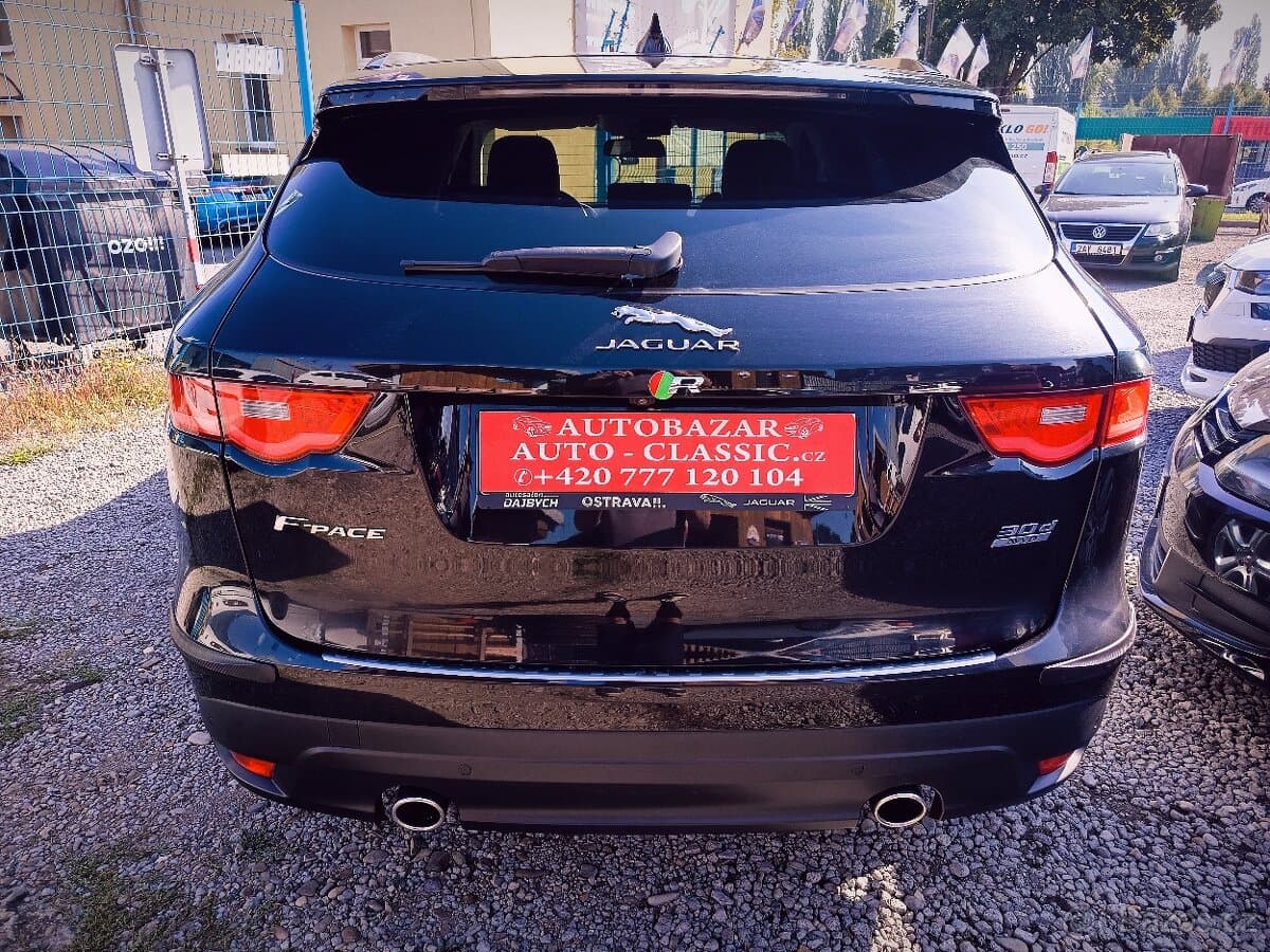 2016 Jaguar F-PACE - 7