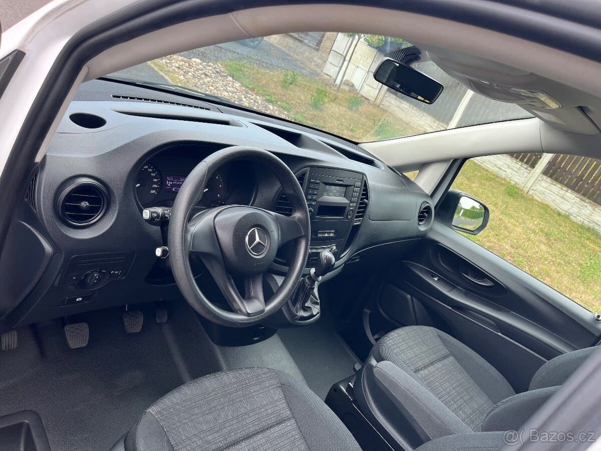 2020 Mercedes-Benz VITO - 7