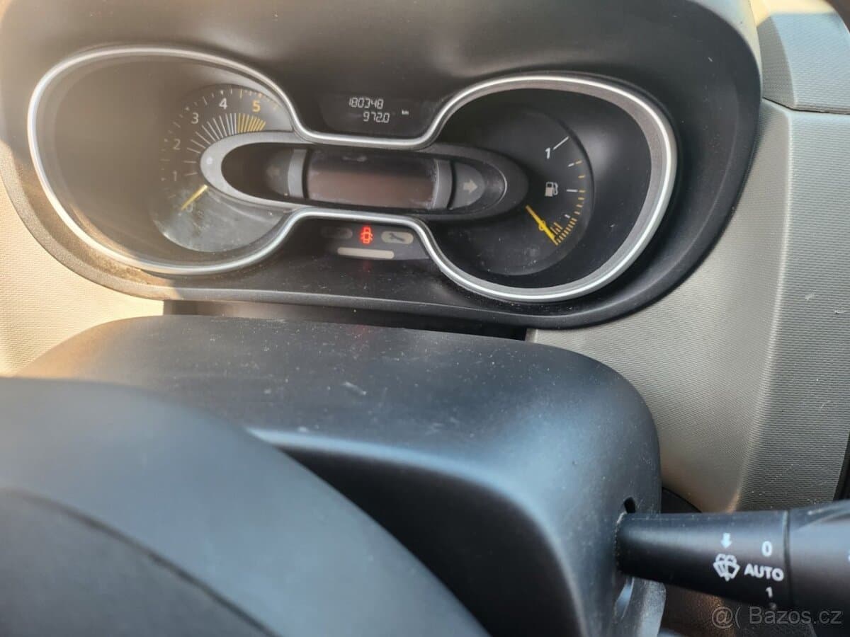 2015 Renault TRAFIC - 7