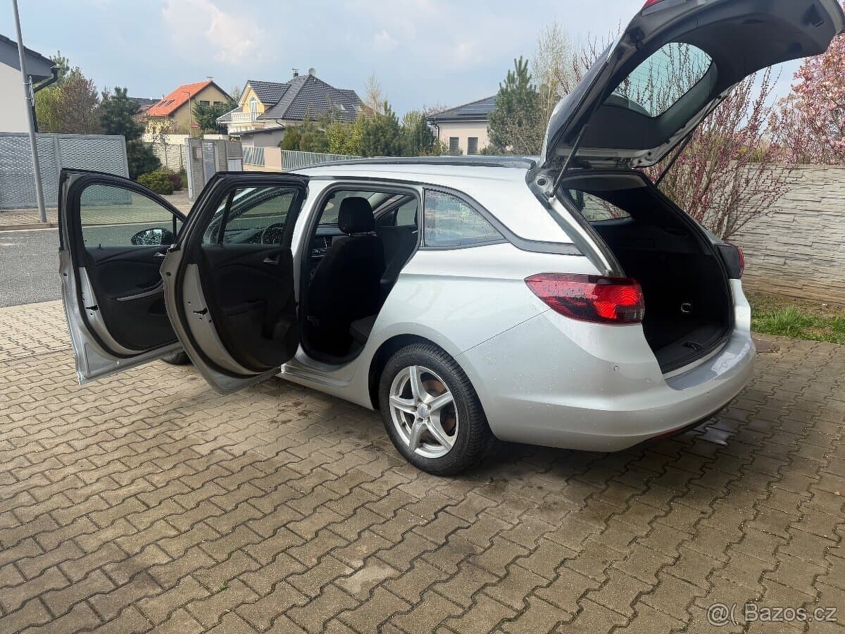 2021 Opel ASTRA - 7