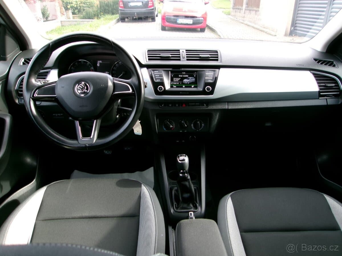 2015 Škoda FABIA - 7