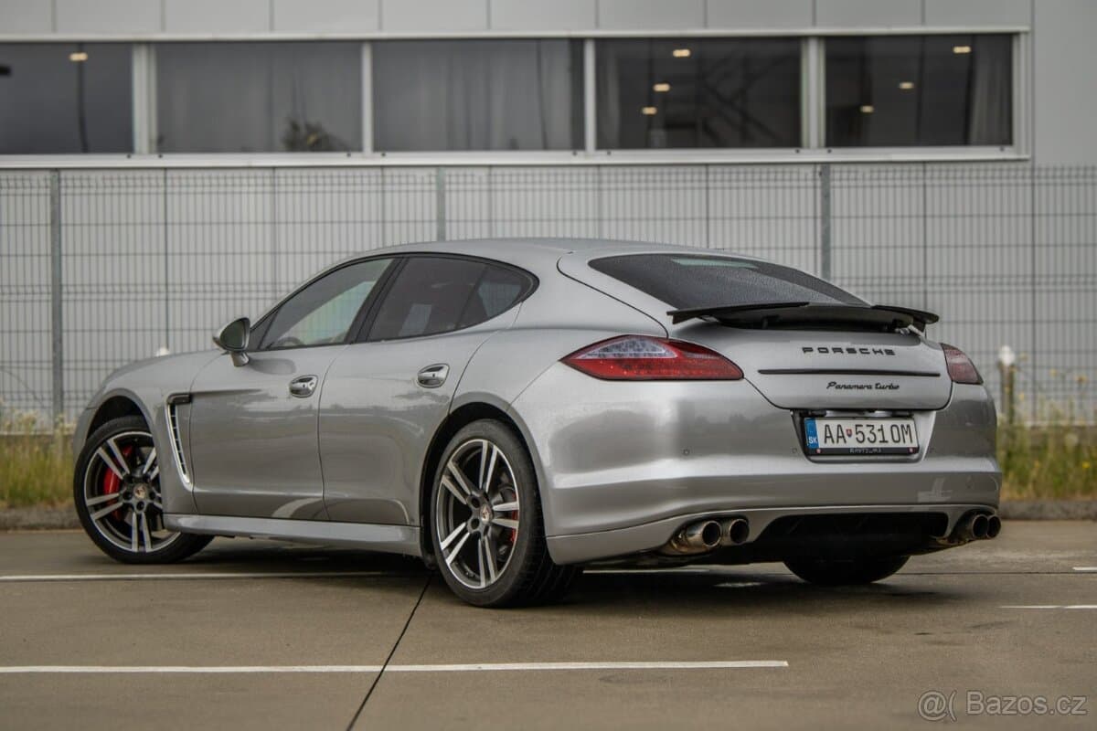 2010 Porsche PANAMERA - 7