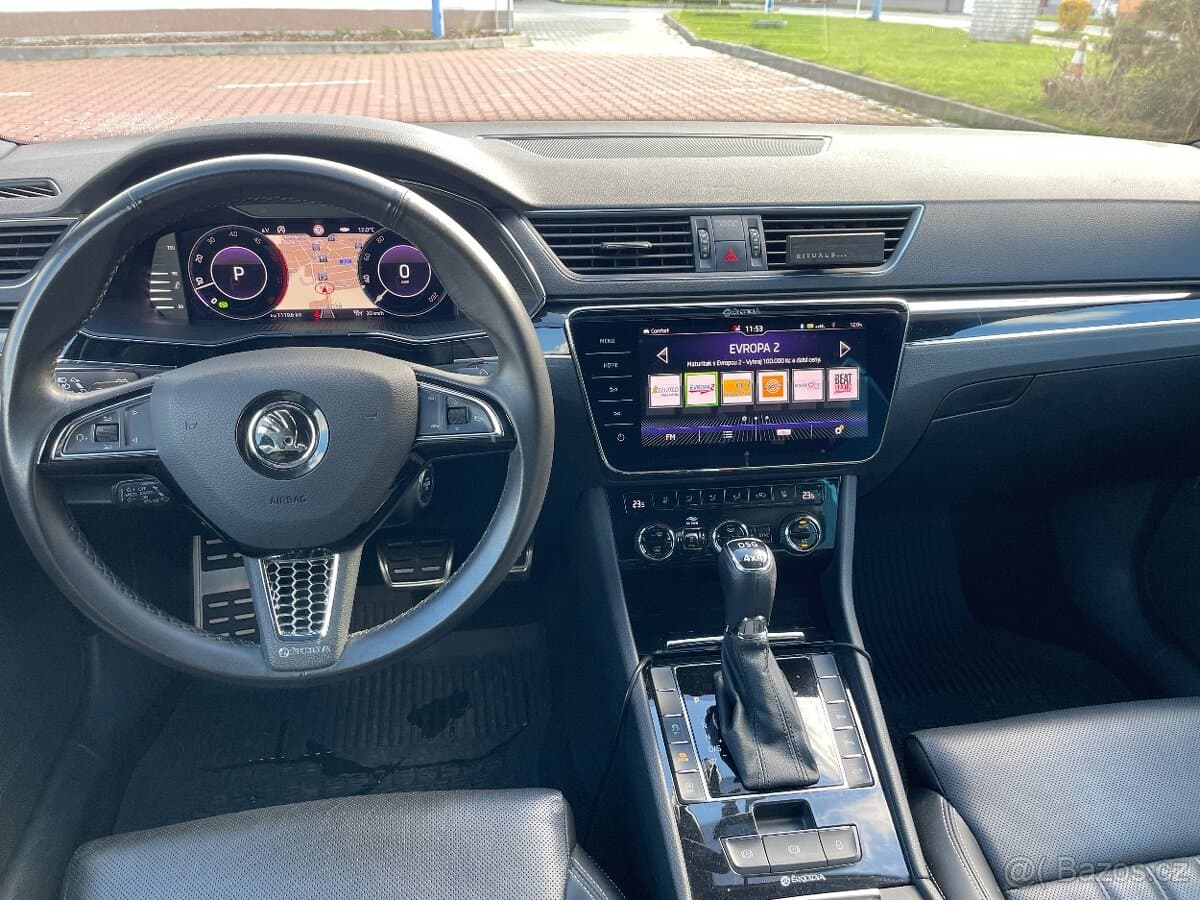 2020 Škoda SUPERB - 7