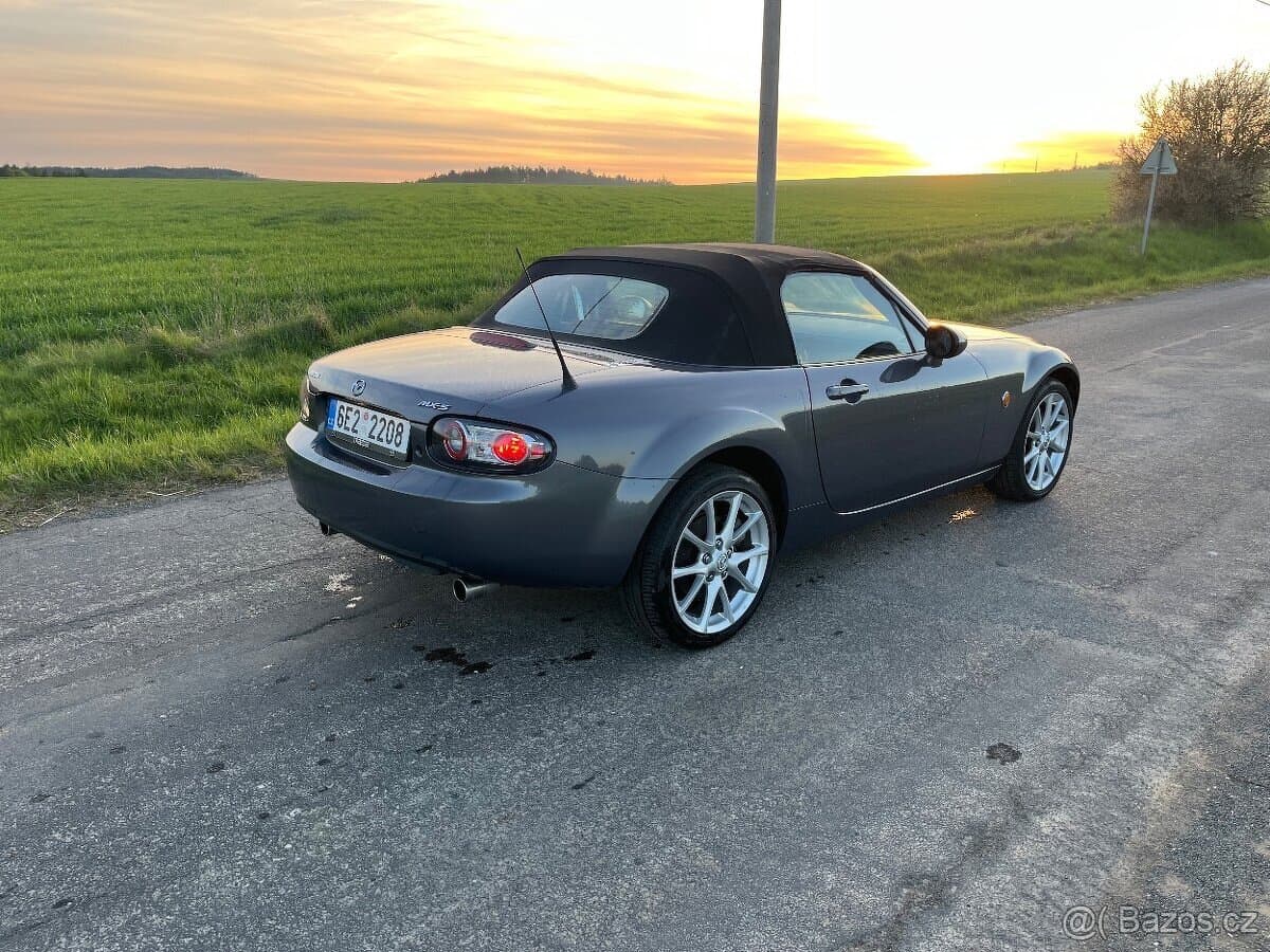 2006 Mazda MX-5 - 7
