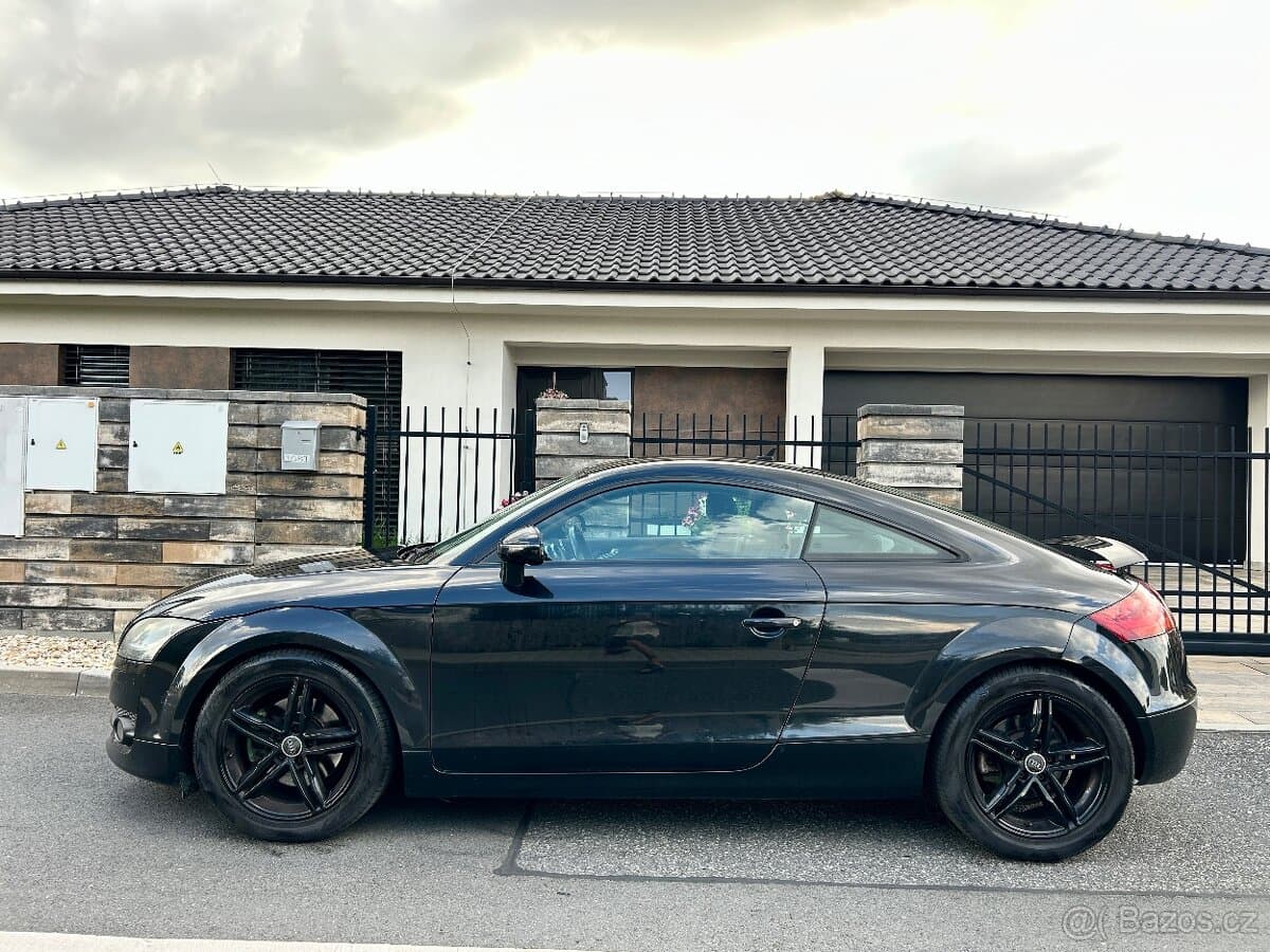 2008 Audi TT - 7