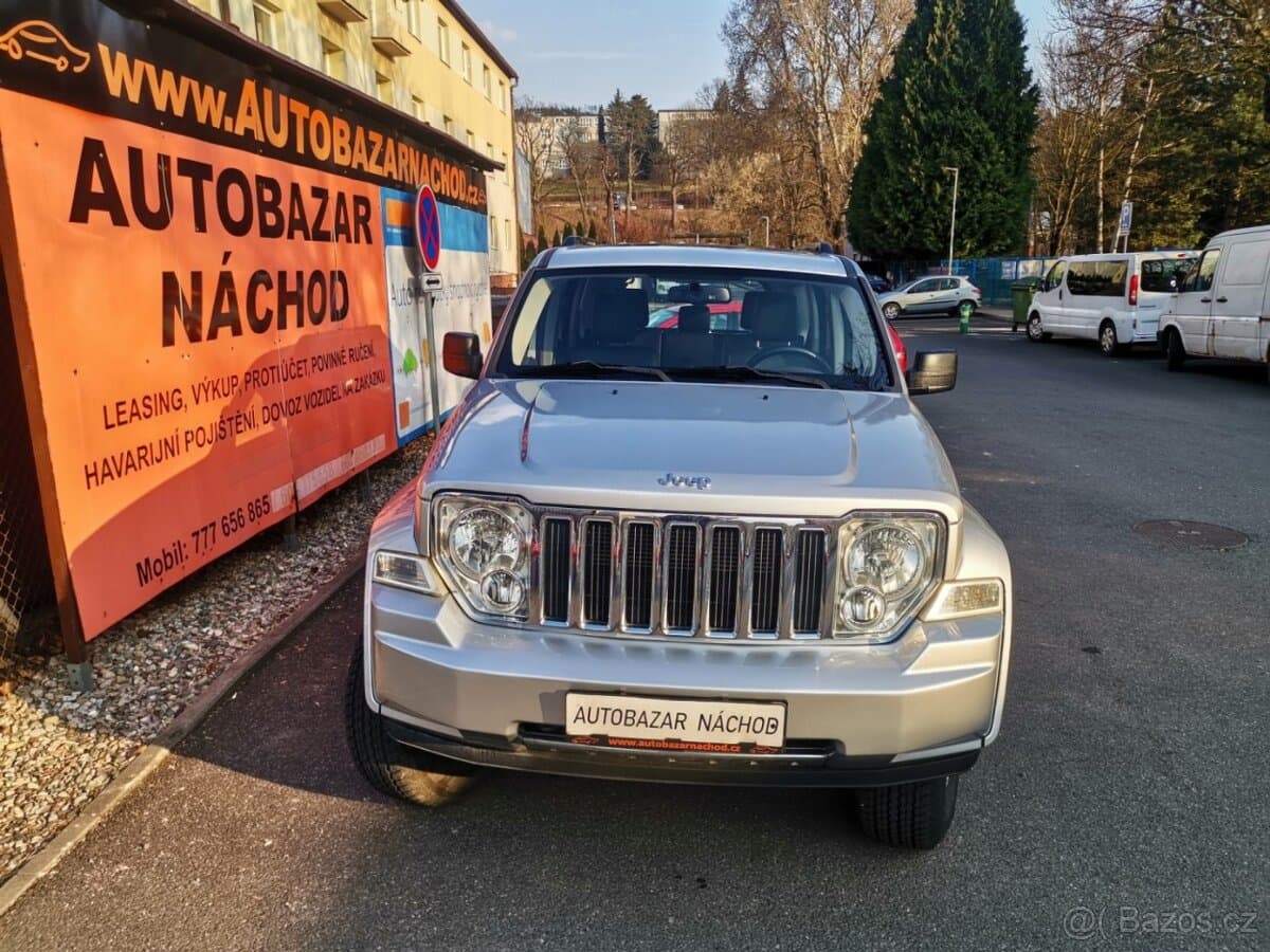 2009 Jeep CHEROKEE - 7