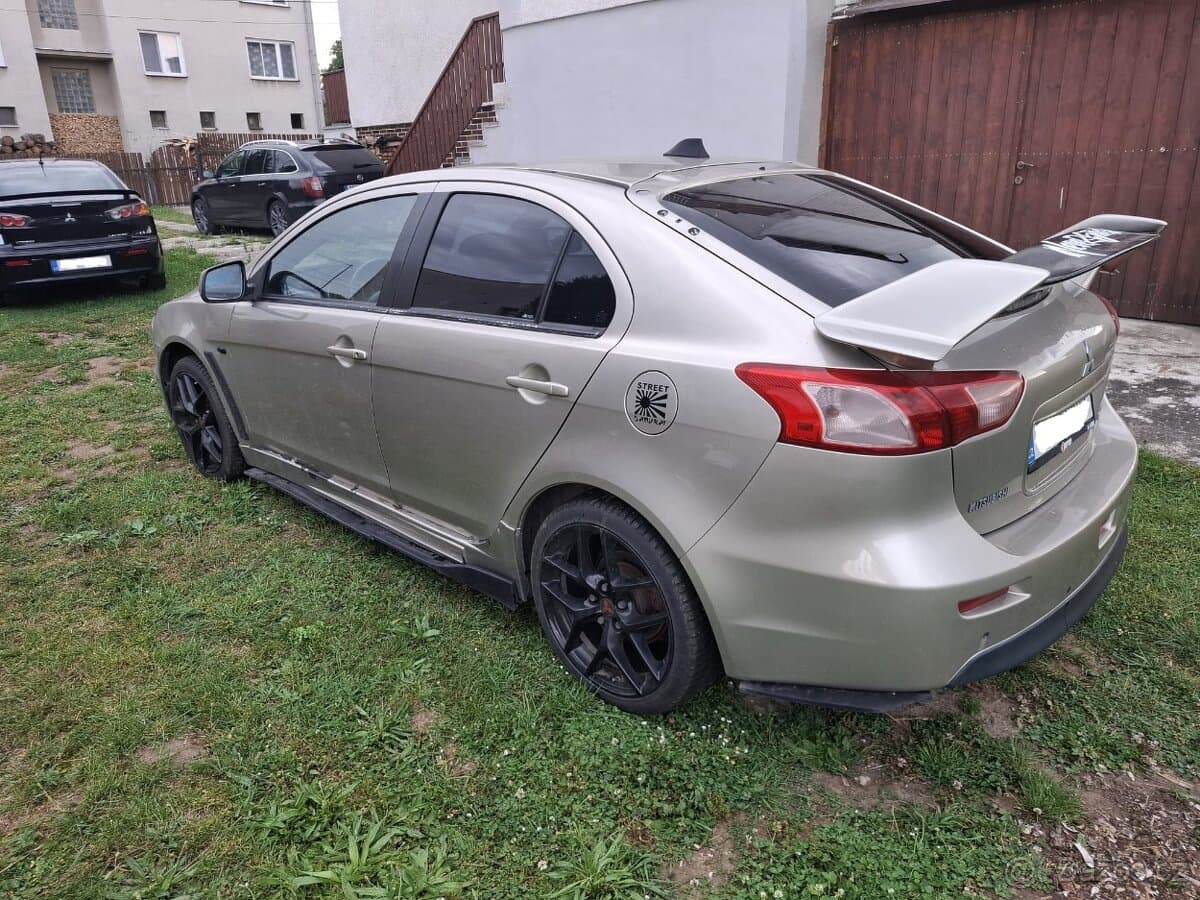 2011 Mitsubishi LANCER - 7