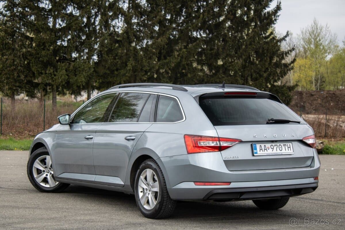 2020 Škoda SUPERB - 7