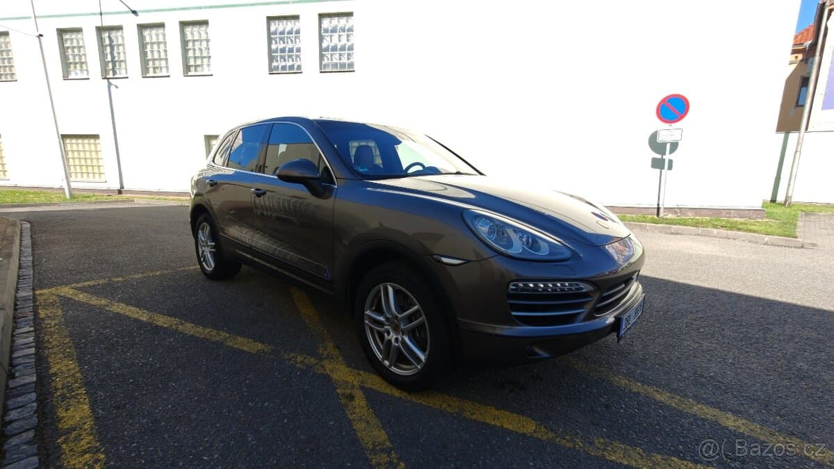 2013 Porsche CAYENNE - 7