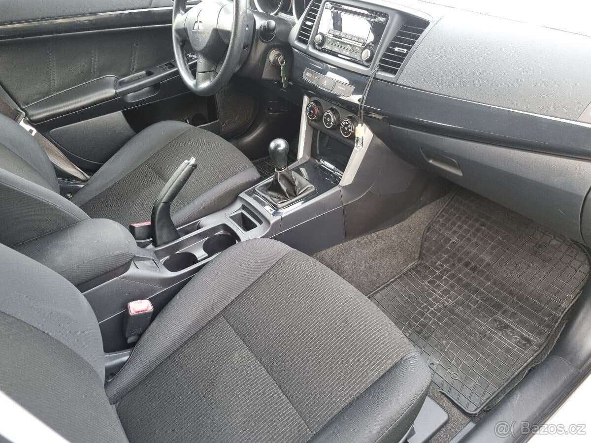 2016 Mitsubishi LANCER - 7