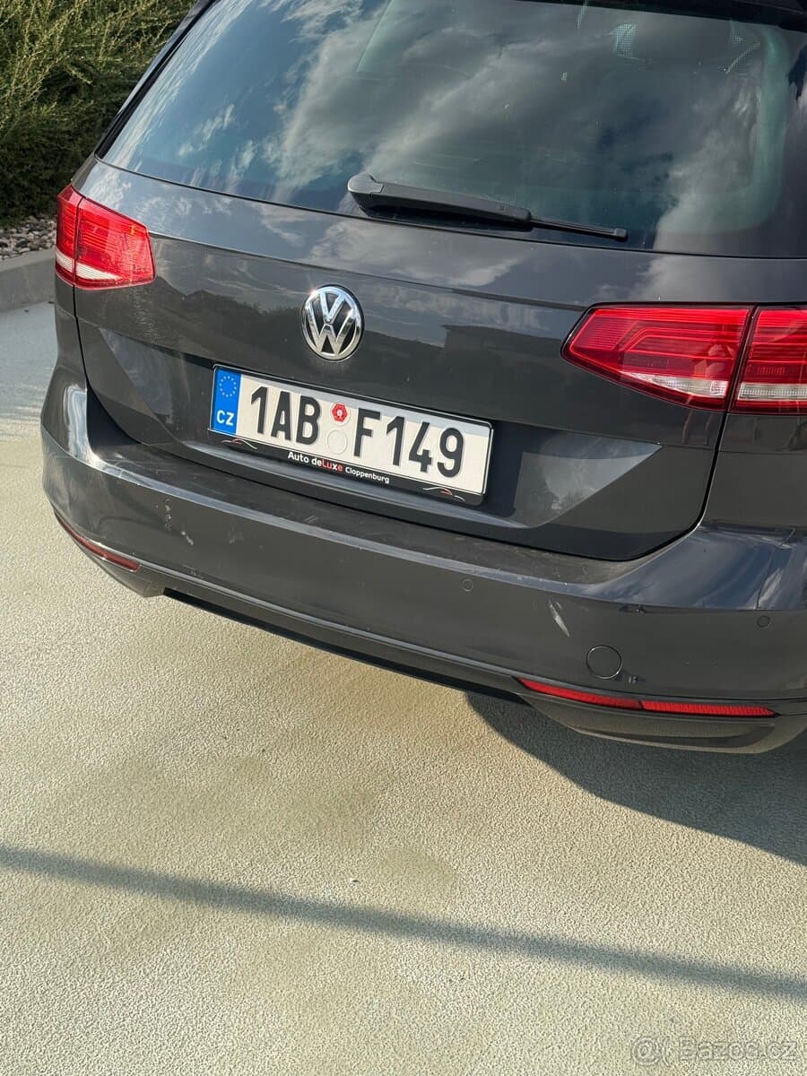 2015 Volkswagen PASSAT - 7
