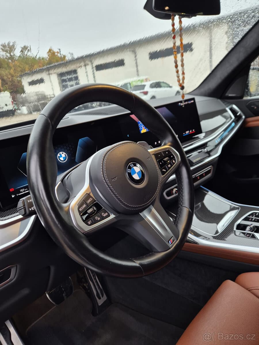 2023 BMW X7 - 7