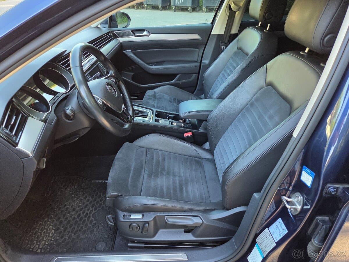 2016 Volkswagen PASSAT - 7