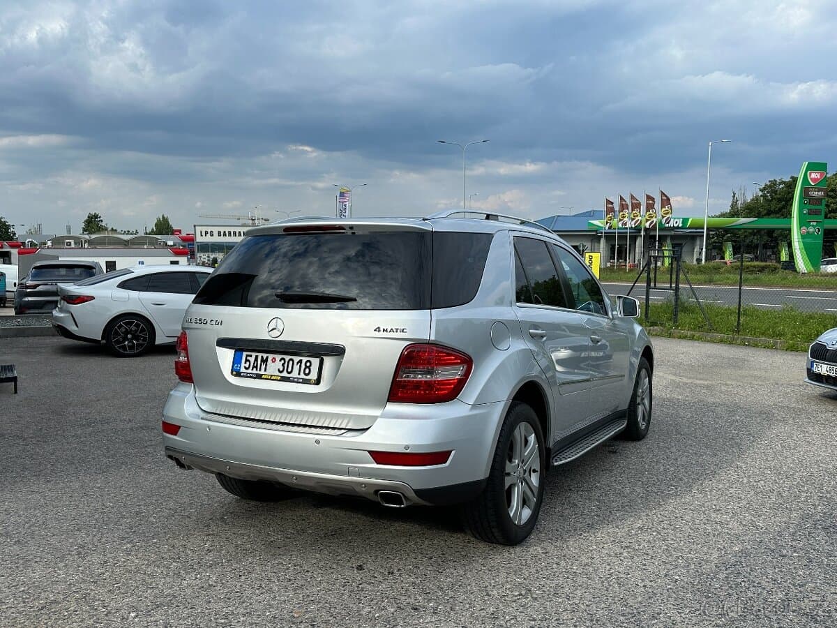 2011 Mercedes-Benz M-CLASS - 7