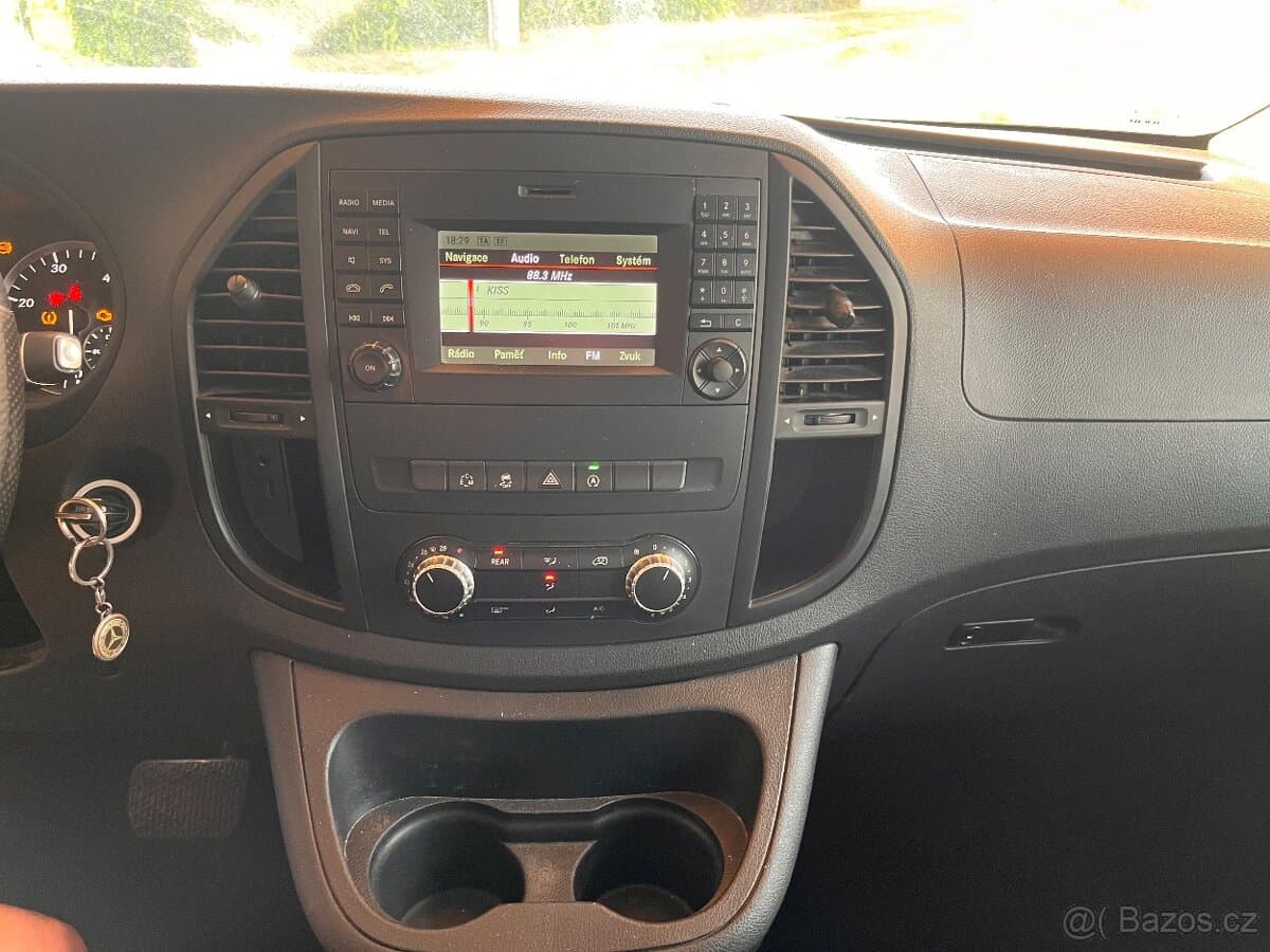 Mercedes-Benz VITO - 7