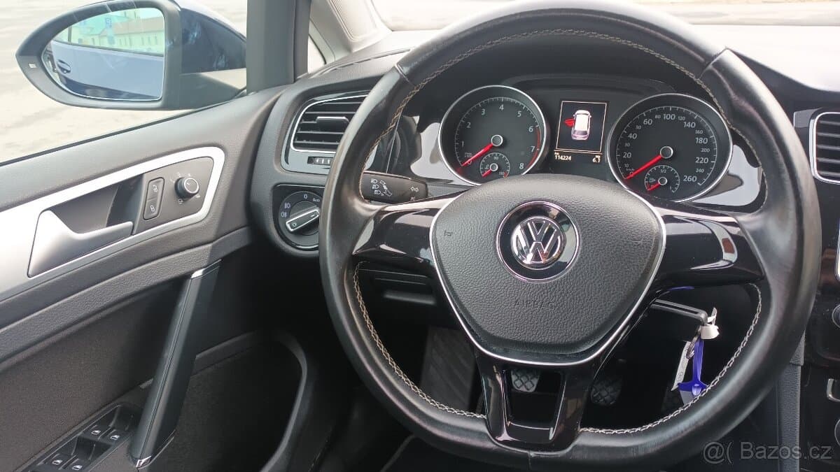Volkswagen GOLF - 7