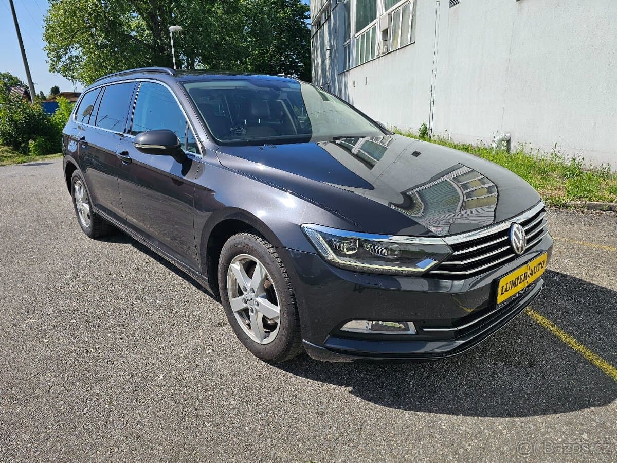 2018 Volkswagen PASSAT - 7