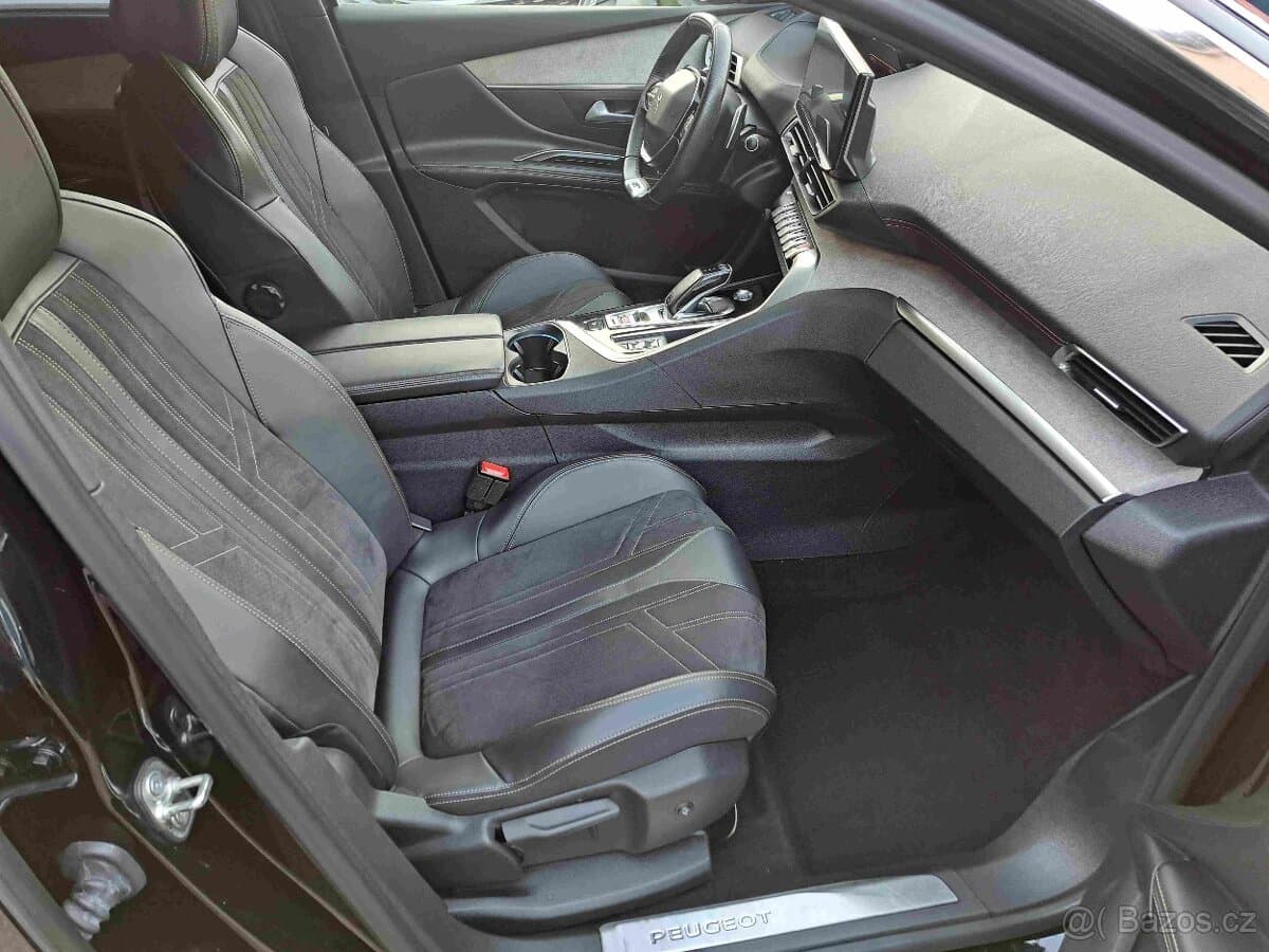 2021 Peugeot 5008 - 7