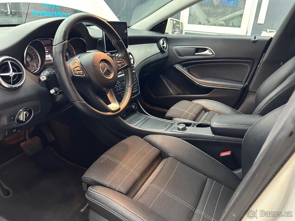 2017 Mercedes-Benz OSTATNÍ - 7
