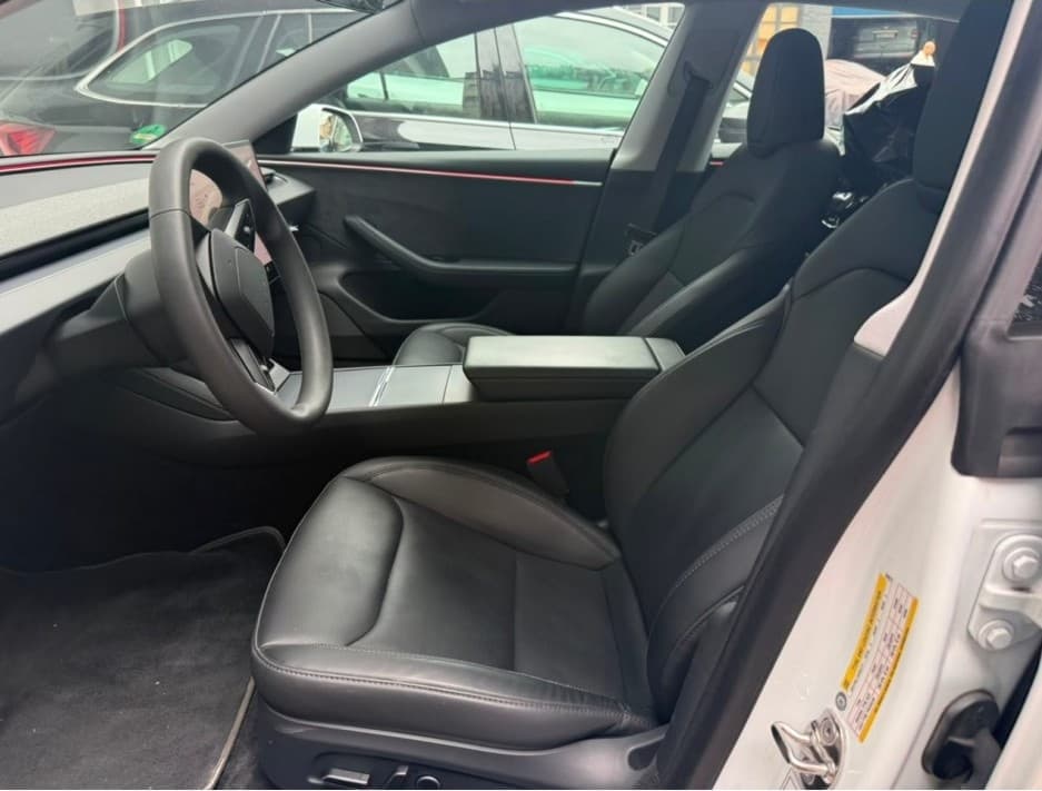 2024 Tesla MODEL 3 - 7