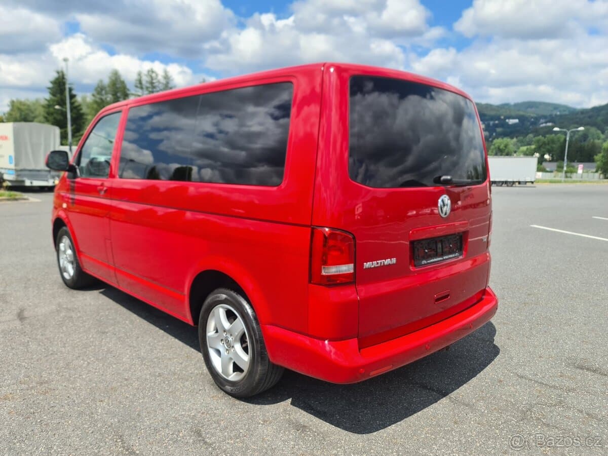 2011 Volkswagen MULTIVAN - 7