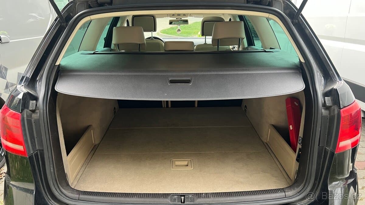 2012 Volkswagen PASSAT - 7