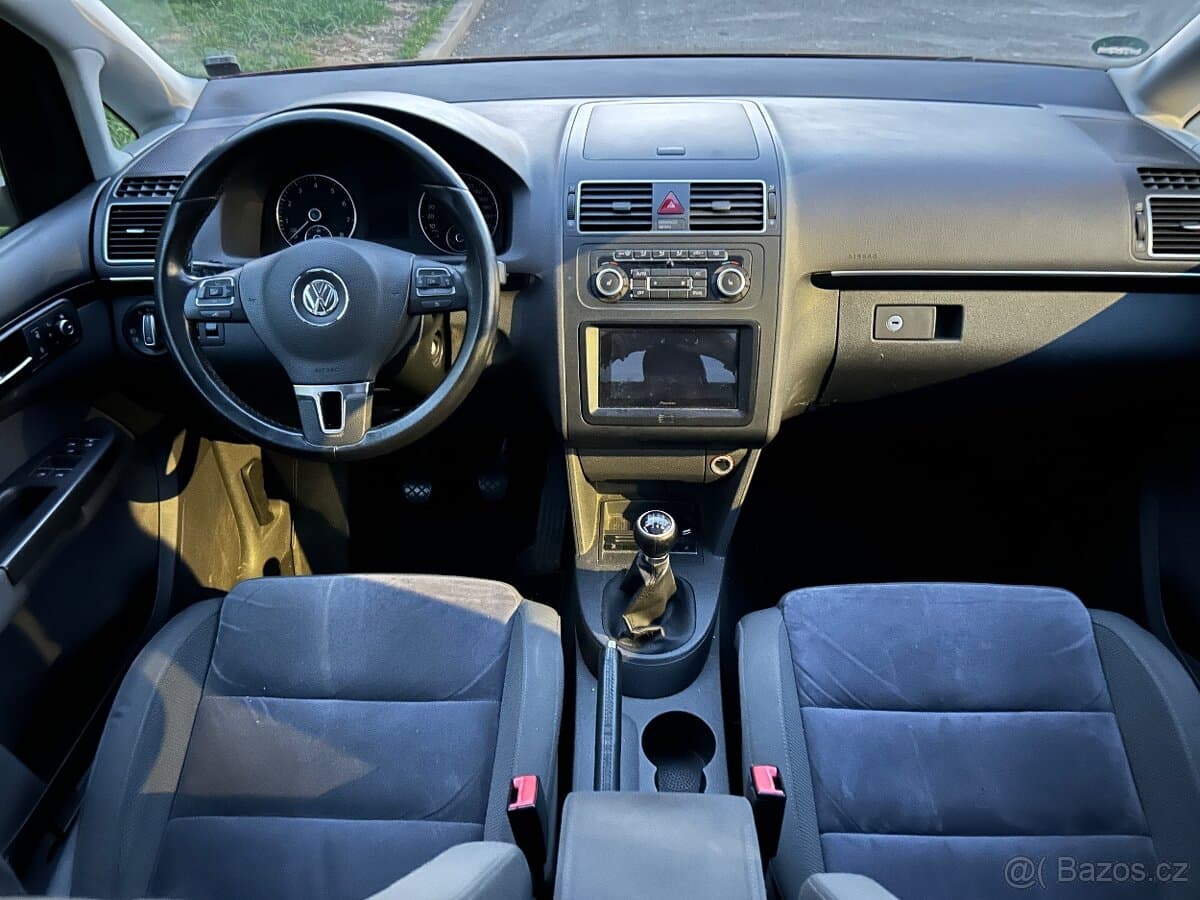 2010 Volkswagen TOURAN - 7