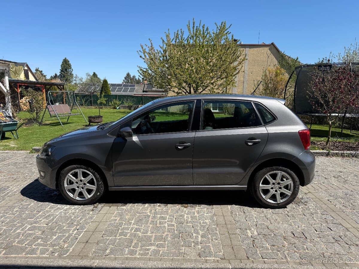 2013 Volkswagen POLO - 7