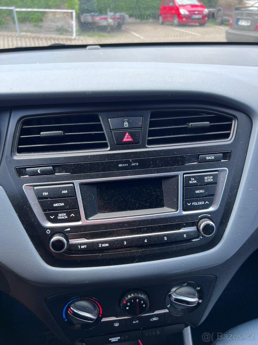 2017 Hyundai i20 - 7