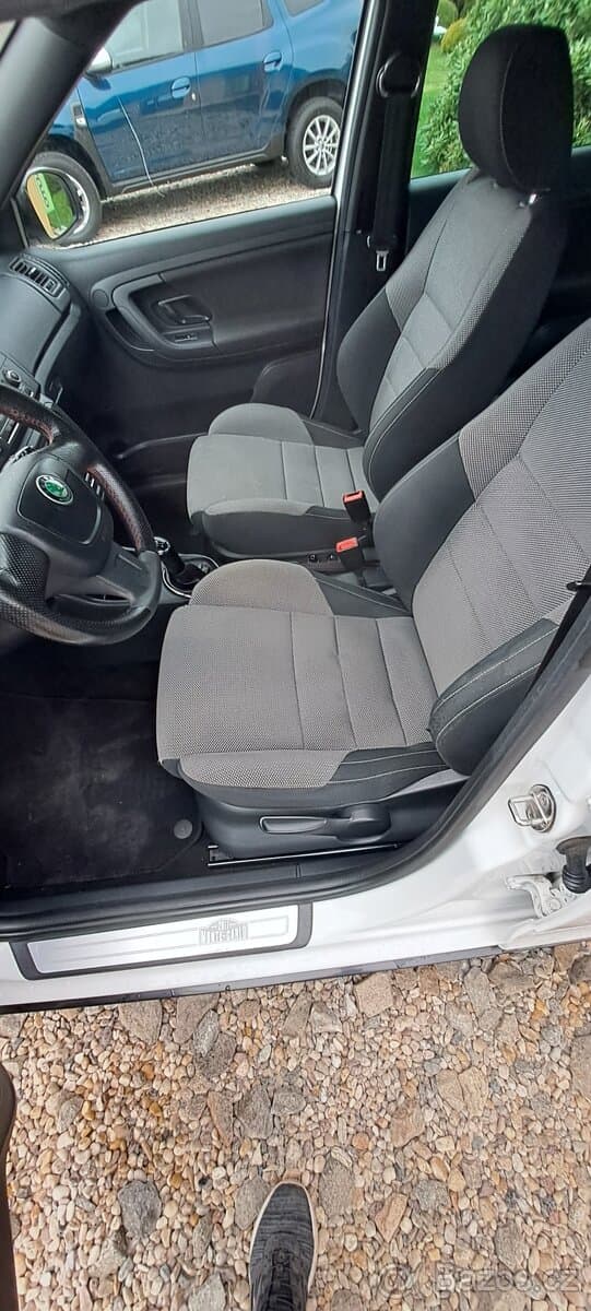 2012 Škoda FABIA - 7