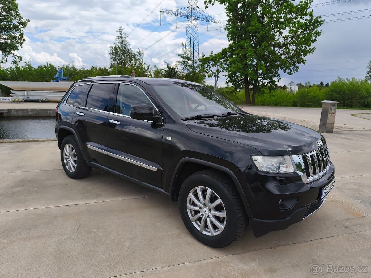 2012 Jeep CHEROKEE - 7