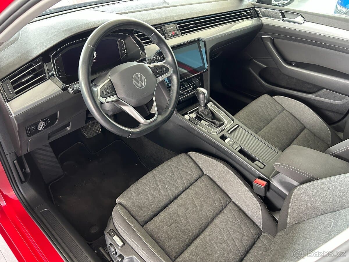 2024 Volkswagen PASSAT - 7