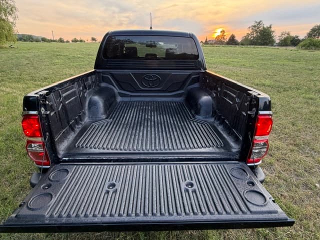2014 Toyota HILUX - 7