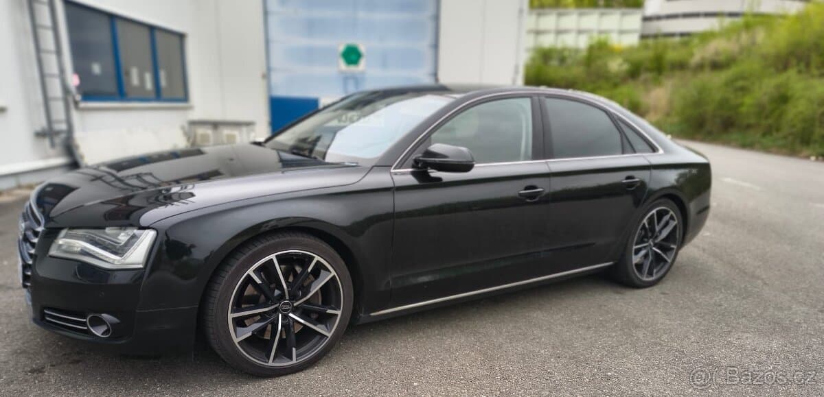 2010 Audi A8 - 7