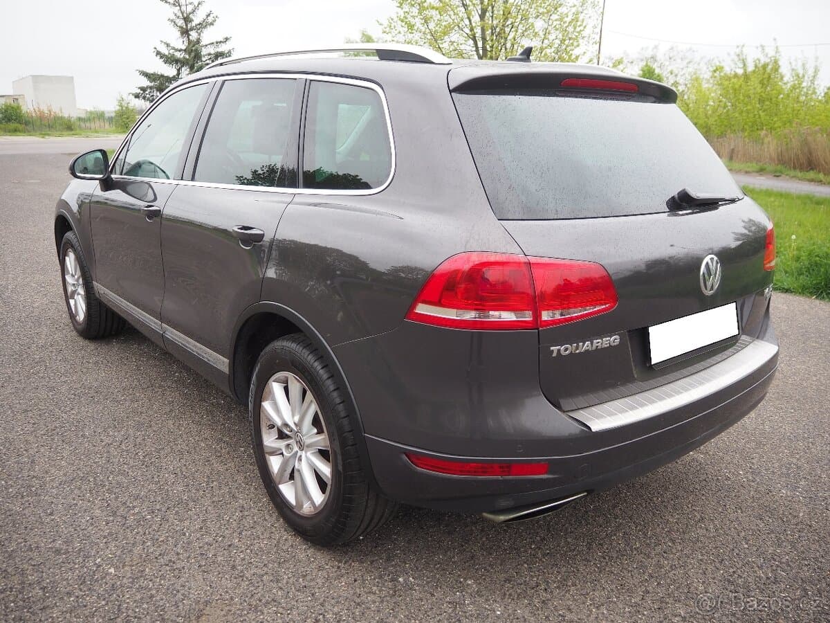 2012 Volkswagen TOUAREG - 7
